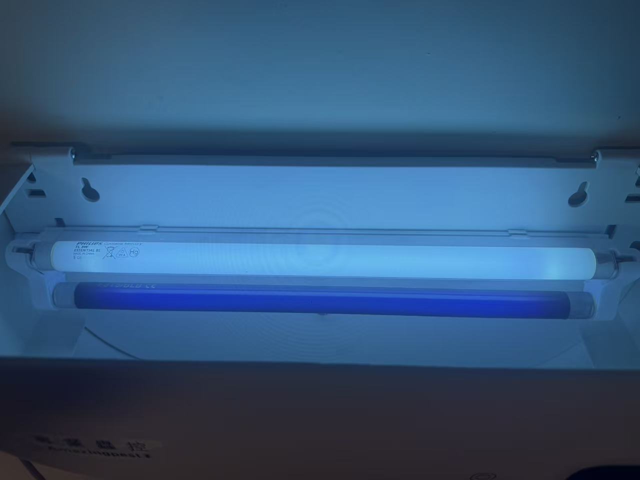 學校課室室內掛牆式數據顯示滅蚊機