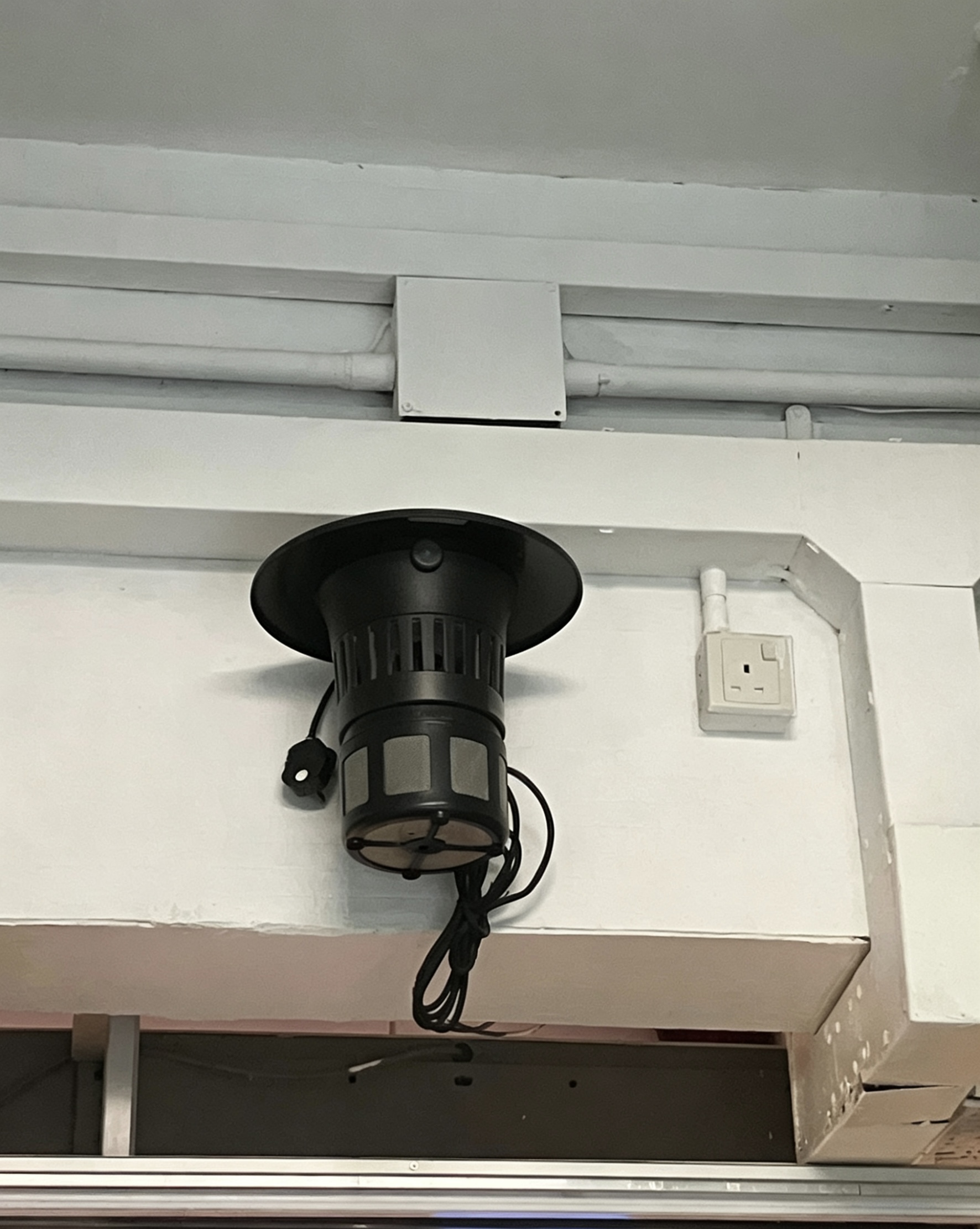戶外防水掛牆吸入式滅蚊機